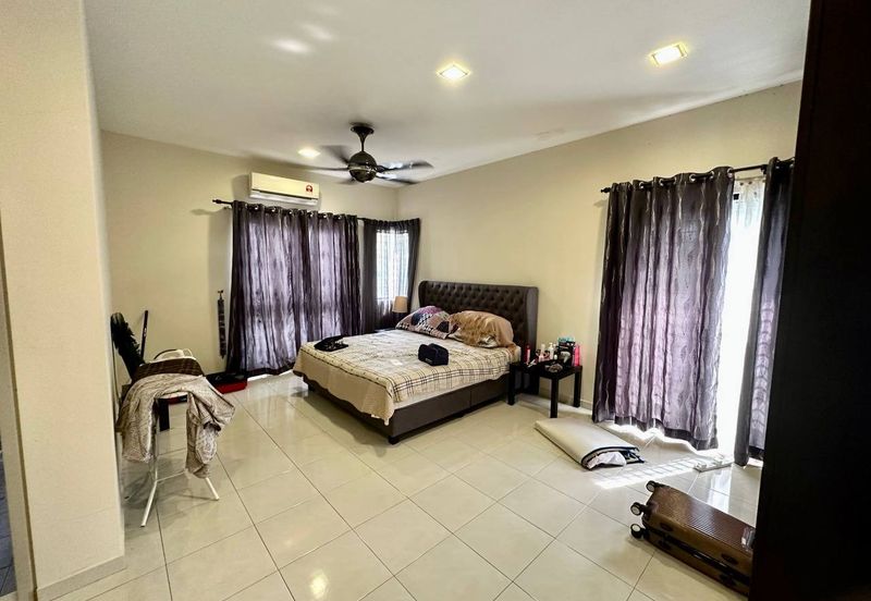 Laman Delfina @ Nilai Impian