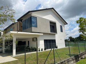 Taman Langat Utama, Banting, Selangor, Double Storey Corner Lot FULLY ...