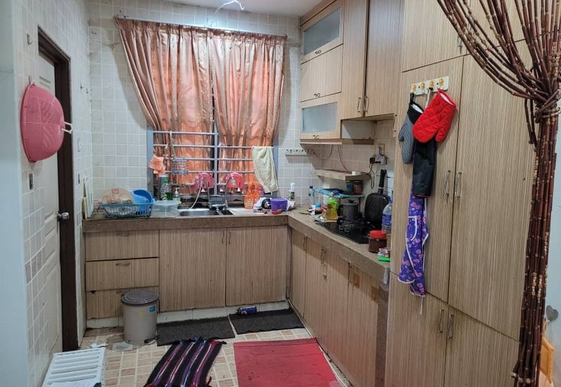 Perdana College Heights