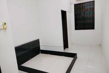 Perdana College Heights