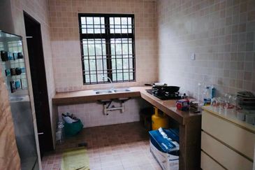 Perdana College Heights