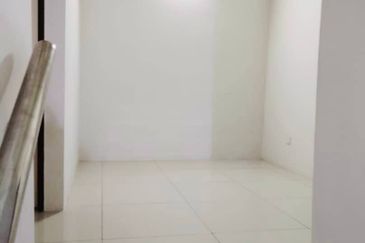 Perdana College Heights