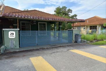 Desa Pinggiran Tanjung