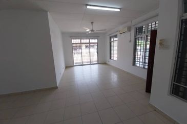 Desa Pinggiran Tanjung