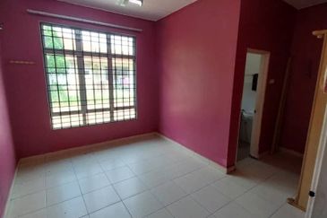 Desa Pinggiran Tanjung