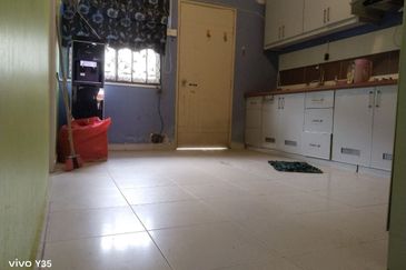 Idaman Bayu 1, Sendayan