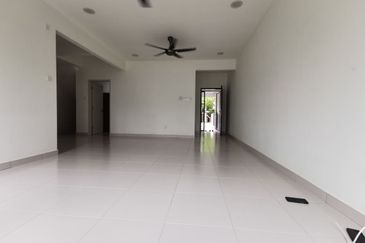 CEMPAKA SERI TOWN VILLAS @ KOTA SERIEMAS