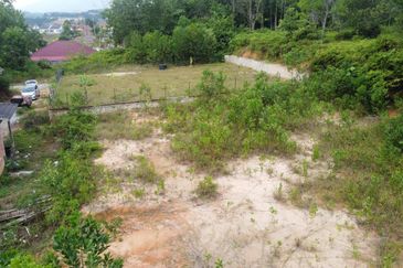 Paroi Business Center