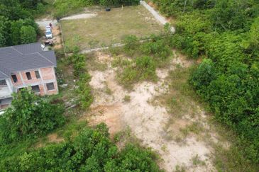 Paroi Business Center