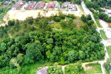 Paroi Business Center