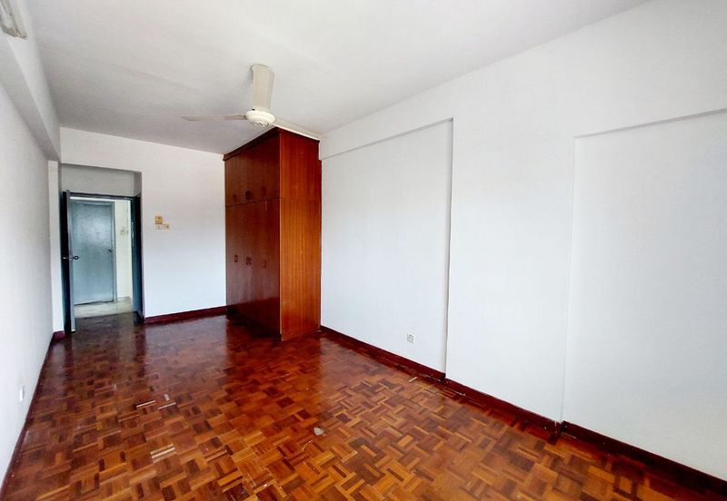 Vista Panorama Condominium