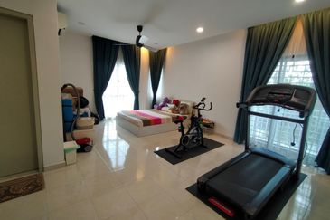 Laman Delfina @ Nilai Impian