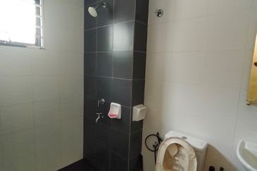 Laman Delfina @ Nilai Impian