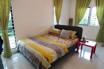 Laman Delfina @ Nilai Impian