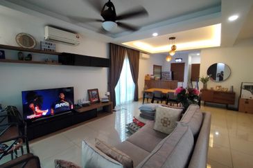 Laman Delfina @ Nilai Impian