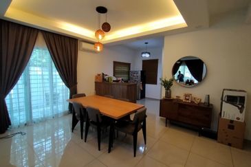 Laman Delfina @ Nilai Impian