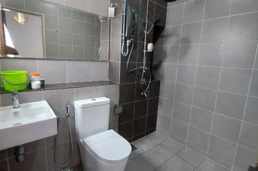 NILAI IMPIAN (LAMAN ORKID)