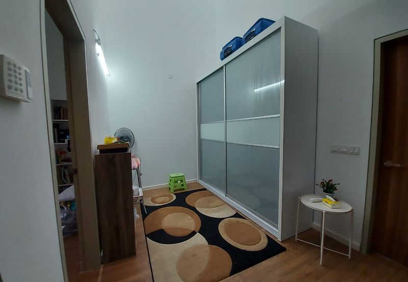 NILAI IMPIAN (LAMAN ORKID)