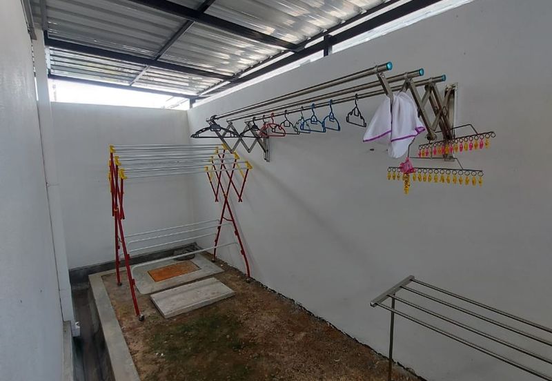 NILAI IMPIAN (LAMAN ORKID)