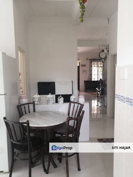 Taman Tuanku Jaafar, Seremban, Negeri Sembilan, Single Storey CORNER LOT Bungalow House For Sale, Negeri Sembilan, Seremban