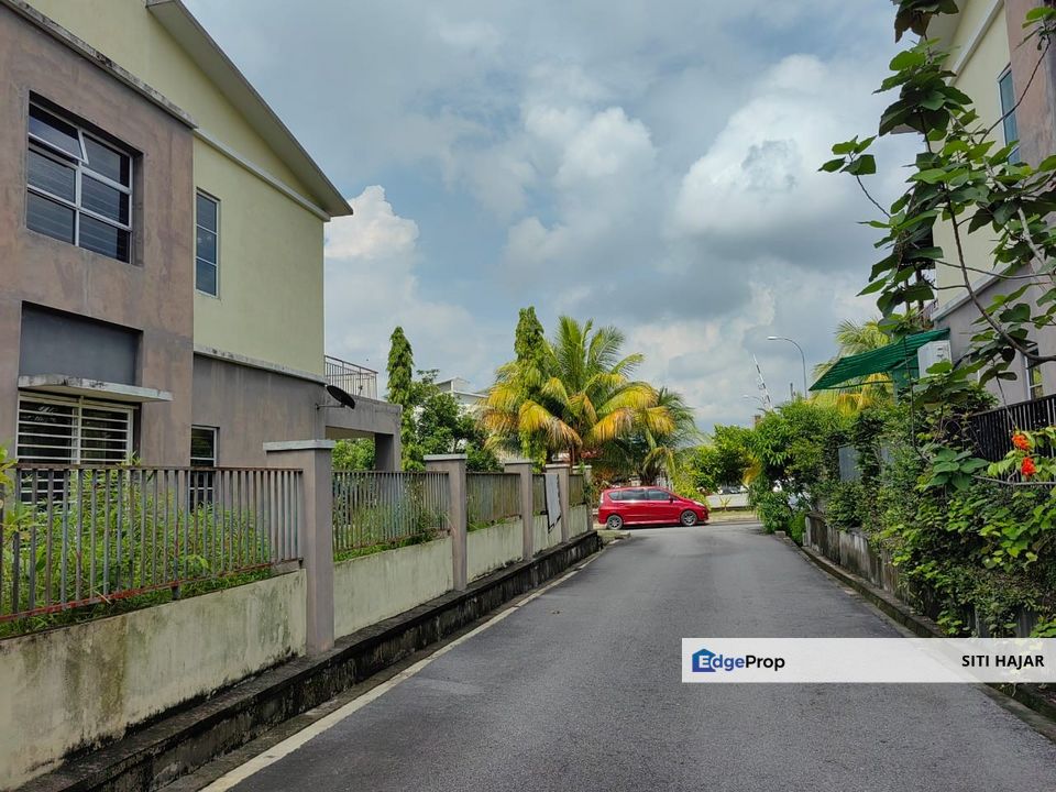 Taman Warisan Puteri, Seremban, Negeri Sembilan, Double Storey CORNER LOT Precint 4 House For Sale, Negeri Sembilan, Seremban