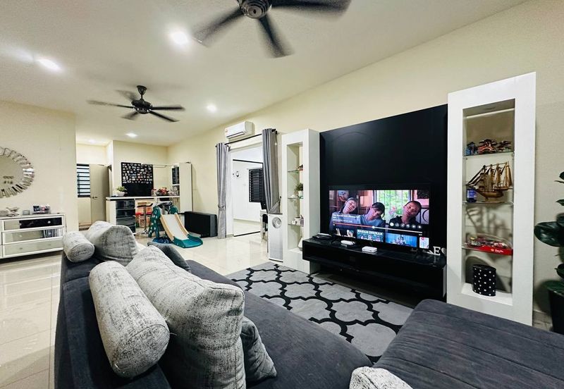 Laman Delfina @ Nilai Impian