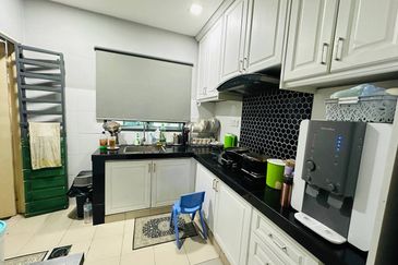 Laman Delfina @ Nilai Impian