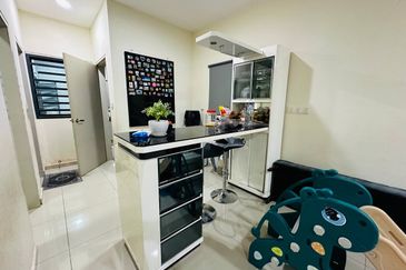 Laman Delfina @ Nilai Impian