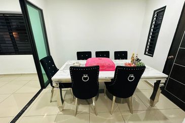 Laman Delfina @ Nilai Impian