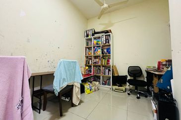 Laman Delfina @ Nilai Impian