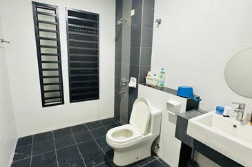 Laman Delfina @ Nilai Impian