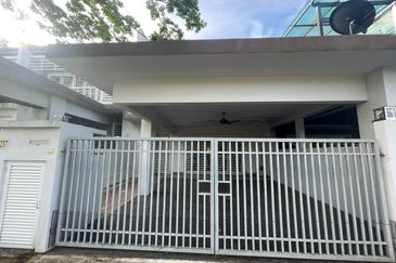 NILAI IMPIAN (LAMAN AZALEA)