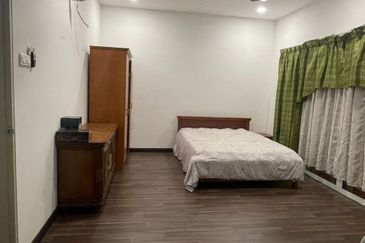 NILAI IMPIAN (LAMAN AZALEA)