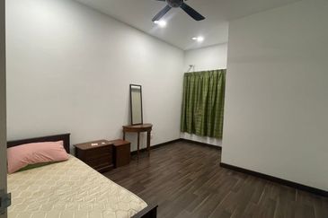 NILAI IMPIAN (LAMAN AZALEA)