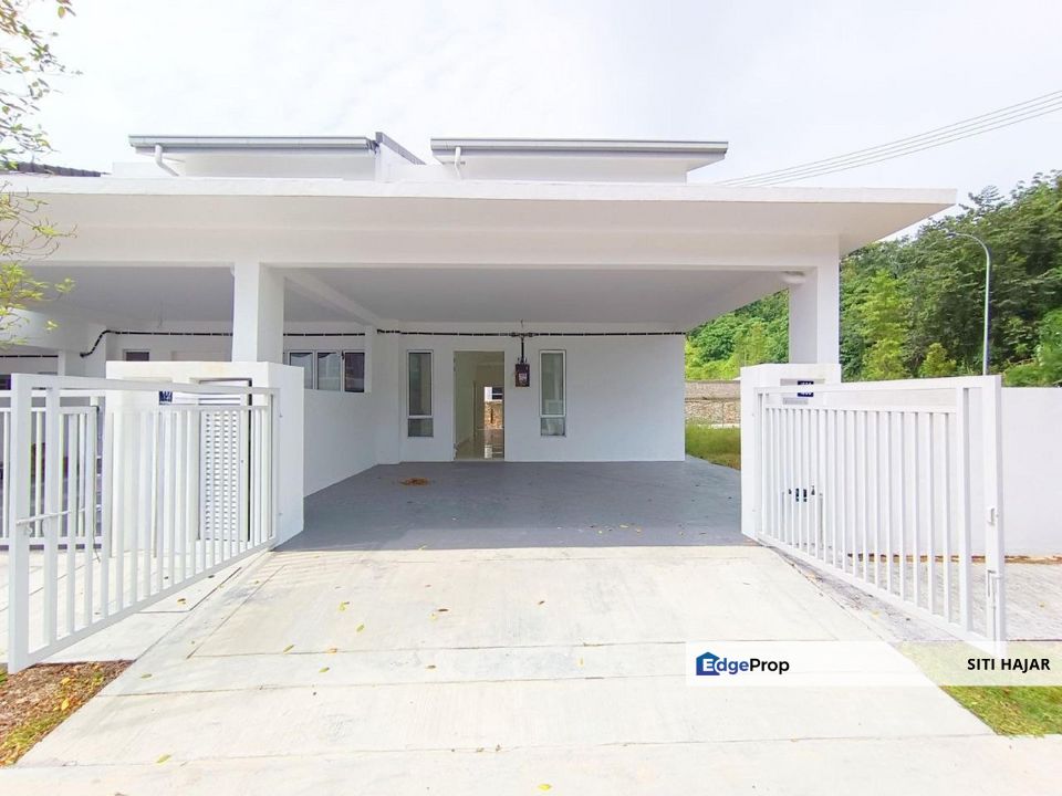 Tiara Sendayan, Seremban, Negeri Sembilan, Corner Lot Double Storey Terrace House, Negeri Sembilan, Seremban