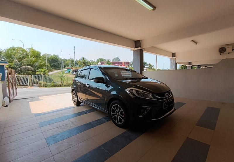 Perdana College Heights