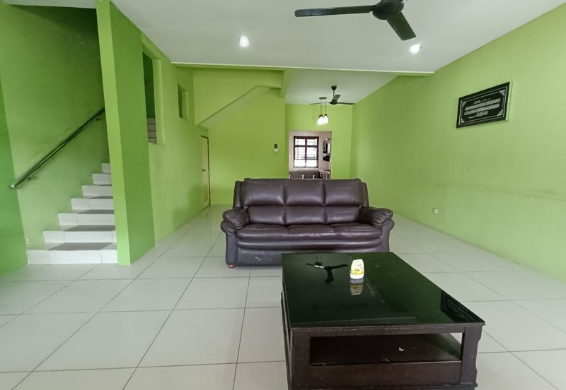 Perdana College Heights