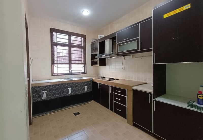 Perdana College Heights