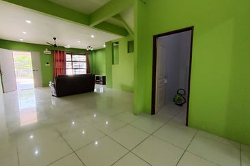 Perdana College Heights