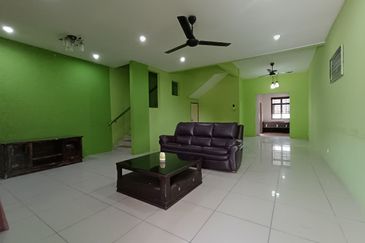 Perdana College Heights