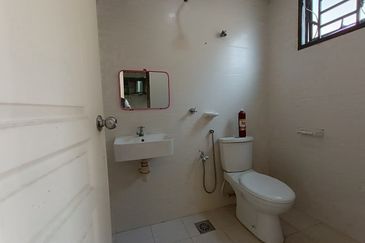 Perdana College Heights