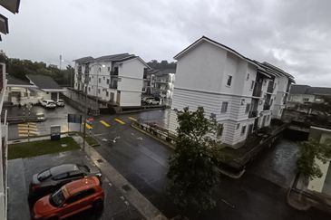 BANDAR AINSDALE FASA 1(SUCI)