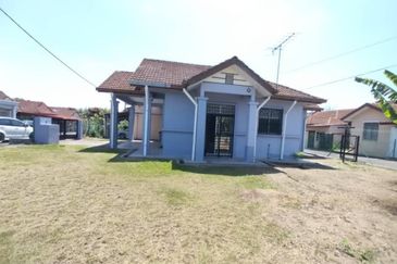 Taman Desa Pinggiran Bayu