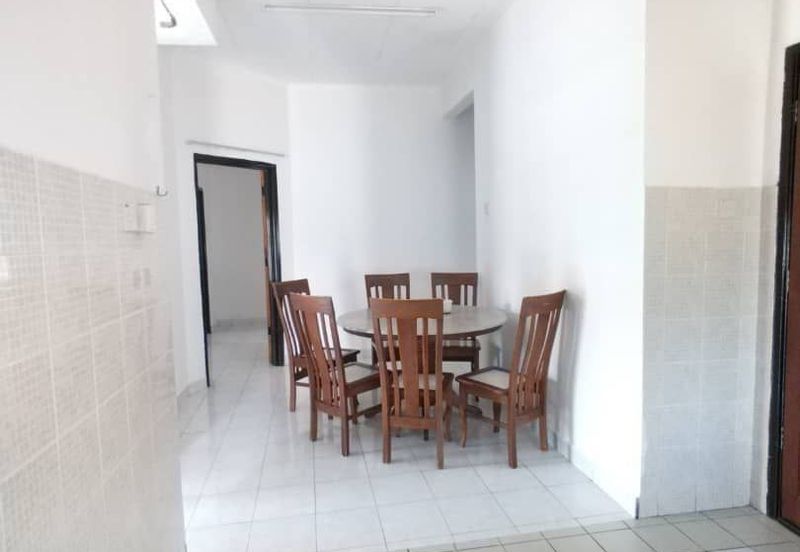 Taman Desa Pinggiran Bayu