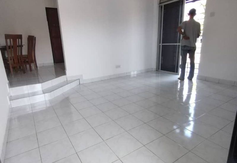 Taman Desa Pinggiran Bayu