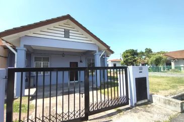 Taman Desa Pinggiran Bayu