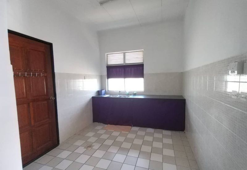 Taman Desa Pinggiran Bayu