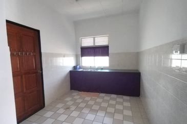 Taman Desa Pinggiran Bayu