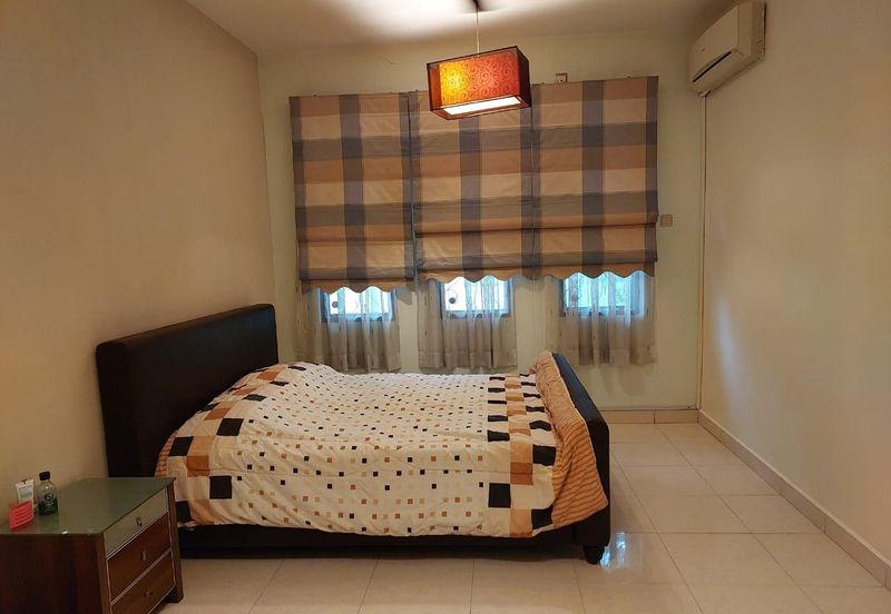 BANDAR ENSTEK (JENTAYU)