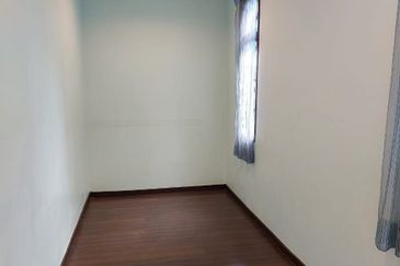 BANDAR ENSTEK (JENTAYU)